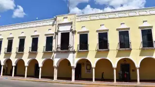 Alcalde de Valladolid pide 'donativo voluntario' de 150 mp a restauranteros