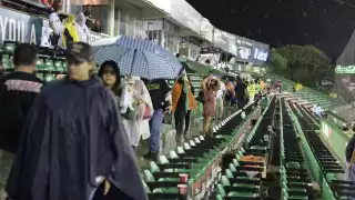 El tercer juego de la Serie del Rey, entre Leones de Yucatán y Sultanes de Monterrey, fue suspendido