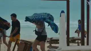 Para la ciudad de Cancún, el SMN aseguró que durante la mañana y tarde, el calor podrá sentirse con mayor intensidad y bajará a partir de las 18 horas