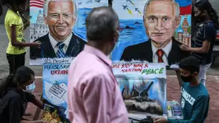 La tensión entre Rusia y Ucrania sigue, tanto que los vuelos hacía el segundo país comienzan a ser cancelados.