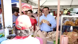 Para los gastos de comida dentro de las instalaciones del Ayuntamiento de Mérida, Renán Barrera cuenta con más de 760 pesos