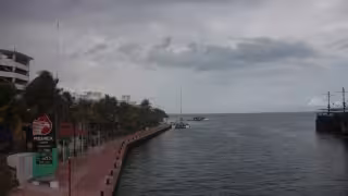 Frente Frío no. 40 deja lluvias, rachas de viento y oleaje elevado sobre la Península de Yucatán