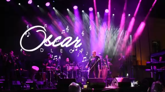 Oscar D'León puso a bailar a los asistentes al Mérida Fest 2023 Oscar D'León puso a bailar a los asistentes al Mérida Fest 2023