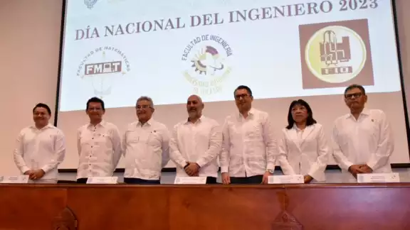La ceremonia se realizó en la Facultad de Ingeniería de la UADY
