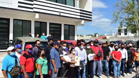 Actualmente, son 35 los trabajadores que han renunciado y se espera que 600 más lo hagan para formar un nuevo sindicato Actualmente, son 35 los trabajadores que han renunciado y se espera que 600 más lo hagan para formar un nuevo sindicato