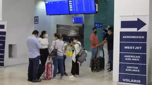38 vuelos saldrán desde tempranas horas hasta la tarde de este viernes 38 vuelos saldrán desde tempranas horas hasta la tarde de este viernes
