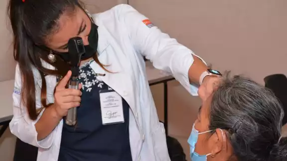 Se espera que los nuevos doctores comiencen a laborar en comunidades rurales de Campeche Se espera que los nuevos doctores comiencen a laborar en comunidades rurales de Campeche