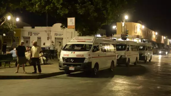 37 combis de FUTV mantendrán rutas nocturnas en Mérida 37 combis de FUTV mantendrán rutas nocturnas en Mérida