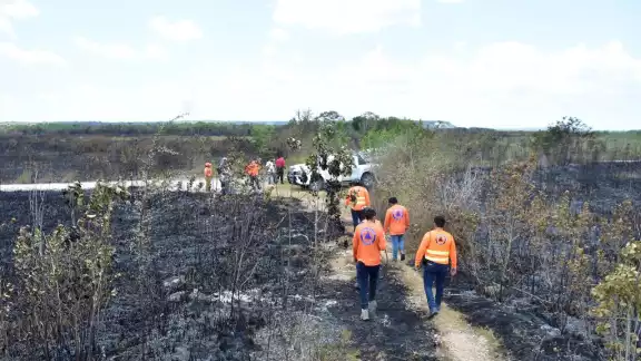 El lugar es de difícil acceso para los 38 combatientes designados. El lugar es de difícil acceso para los 38 combatientes designados.