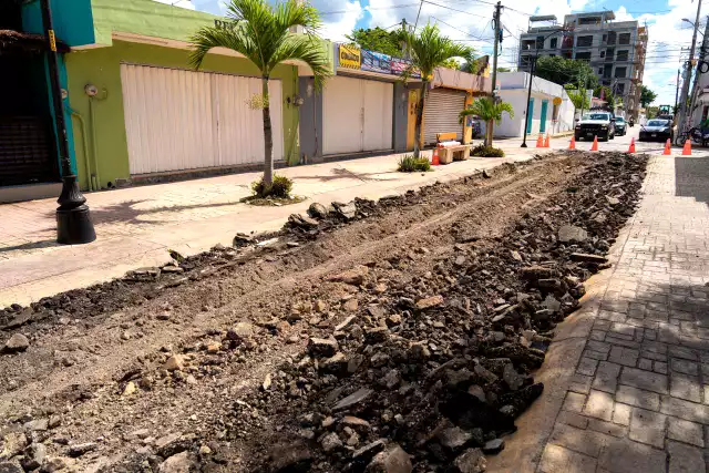 Programa de modernización urbana provoca desorden y pérdidas económicas en Cozumel
