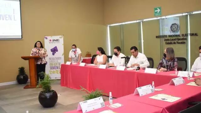 Los niños y jóvenes que participan en esta consulta son de los distritos federales 03 y 04