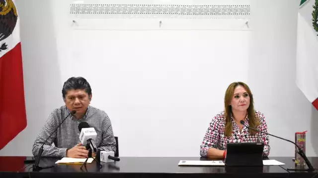 Gaspar Quintal y Karla Franco Blanco presentaron la iniciativa