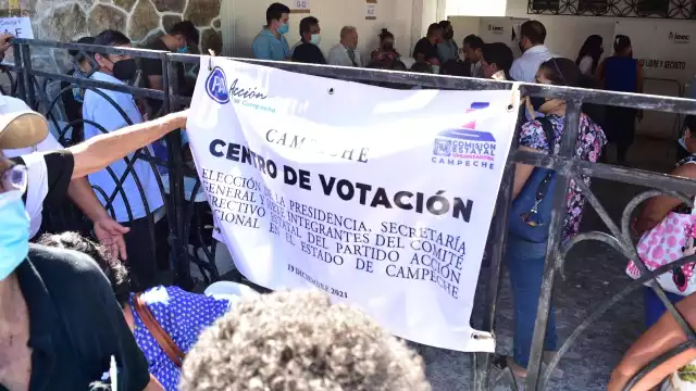 Más de tres mil personas llegaron a votar