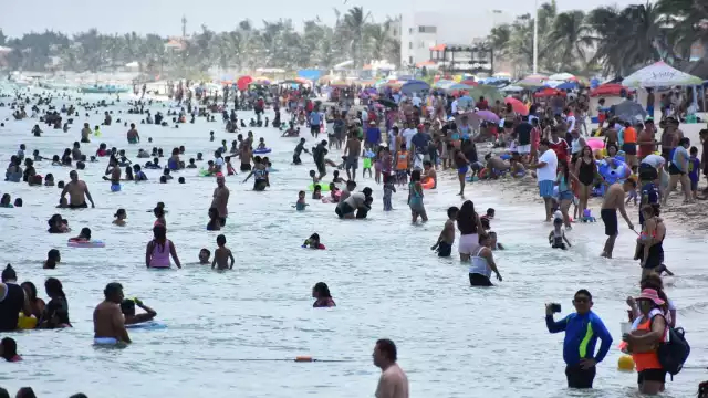 El puerto recibe una gran afluencia de visitantes tanto en la cabecera como en comisarías