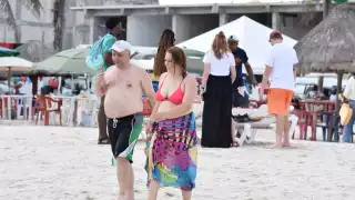 Malecón de Progreso se llena de  extranjeros por el arribo del crucero “Valor” 