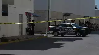 El cuerpo quedó sentado, en una calle de la Supermanzana 251, tras ser ejecutado