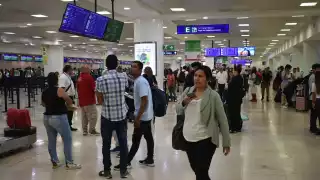 El aeropuerto de Cancún se mantiene con buena afluencia de pasajeros