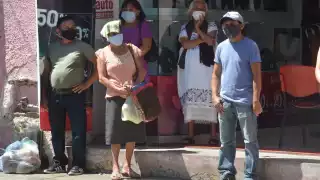 Se recomienda no exponerse al sol por tiempos prolongados