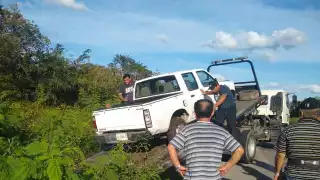 El hombre resultó lesionado, pero pudo salirse de su propio pie