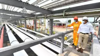 Pemex Explocación y Producción se quedó sin el suministro de grúas en el activo Abkatún Pool Chuc de parte de la empresa Sparrows Offshore LLC