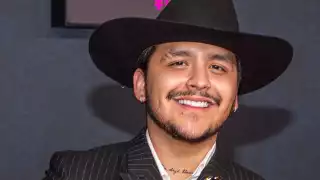 Christian Nodal fue embargado en Chihuahua, motivo que habría provocado el retraso de su presentación en el Estadio Monumental.