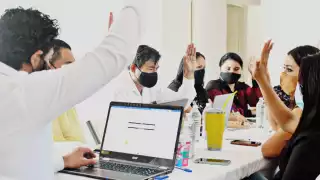 La candidaturas a presidencias municipales, sindicaturas y regidurías, serán sometidas a votación