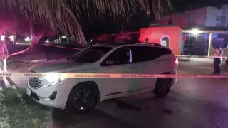 La víctima terminó hospitalizada en Chetumal luego de que paramédicos valoraran que su vida estaba en riesgo por las heridas con arma blanca