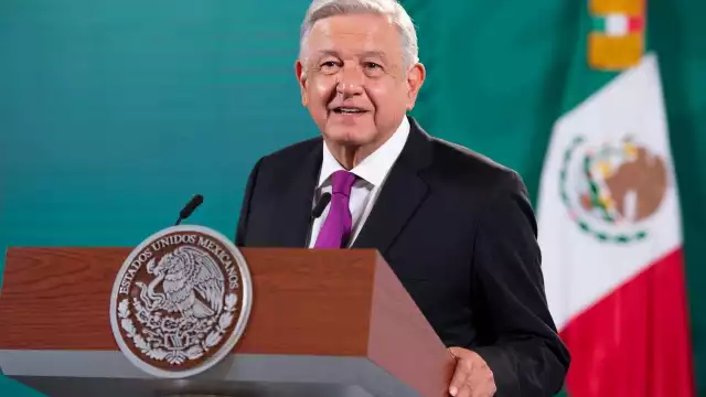 AMLO niega que dinero recibido por su hermano fuera para campañas