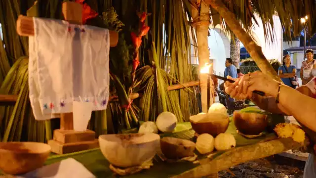 Las comunidades de Carrillo puerto mantiene vivas las tradiciones mayas, como la del Hanal Pixán