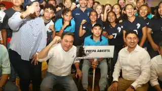 El secretario de Educación consideró que tener internet en las escuelas brinda nuevas oportunidades