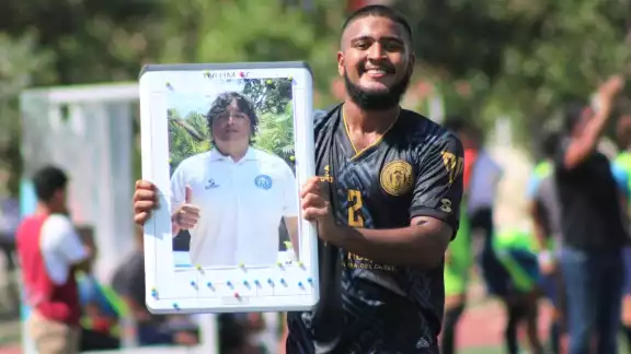 Puerto Aventuras FC llegó a 15 puntos tras cinco triunfos en igual número de encuentros, para continuar en la cima del Grupo 1 Puerto Aventuras FC llegó a 15 puntos tras cinco triunfos en igual número de encuentros, para continuar en la cima del Grupo 1