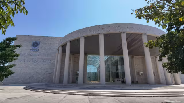 El Tribunal Superior del Estado recibió a una nueva Magistrada, pero recibió la solicitud de salida de 4 integrantes