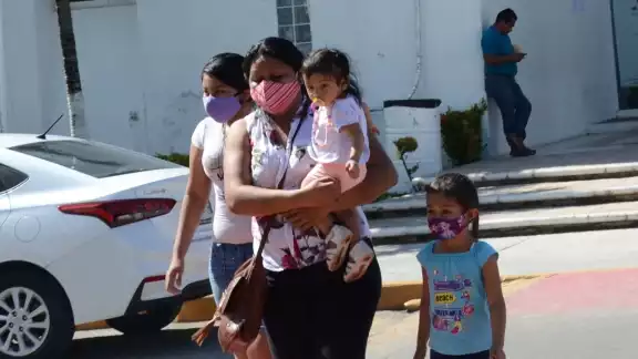 Uno de cada dos menores de dos años en México no recibe nutrientes necesarios para prosperar y crecer de manera adecuada, situación que causa daños irreversibles Uno de cada dos menores de dos años en México no recibe nutrientes necesarios para prosperar y crecer de manera adecuada, situación que causa daños irreversibles