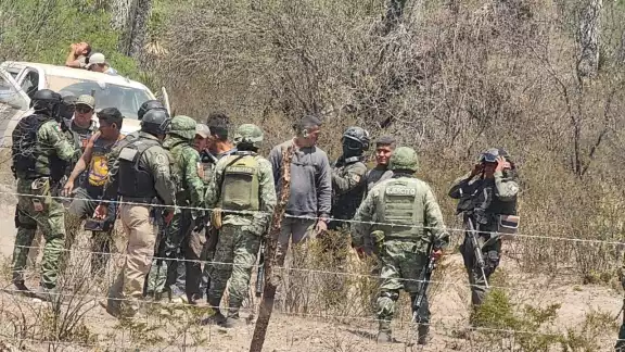 Rescatan a migrantes secuestrados en Matehuala Rescatan a migrantes secuestrados en Matehuala