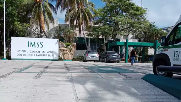 Vacunas contra COVID-19 llegarán mañana a Ciudad del Carmen Vacunas contra COVID-19 llegarán mañana a Ciudad del Carmen