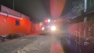 Paramédicos atendieron a la mujer en Peto, pero ya no tenía signos vitales