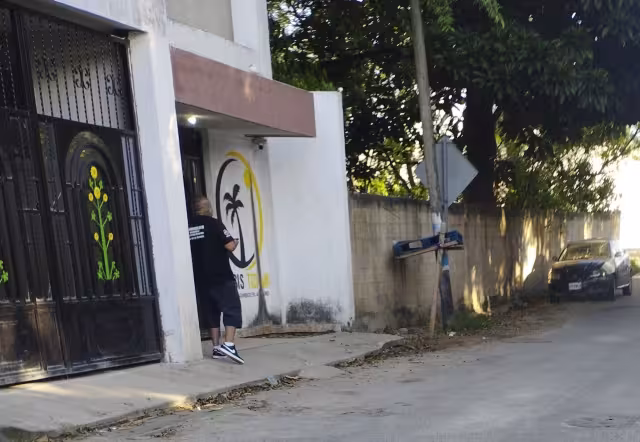 El hombre murió por presuntas causas patológicas