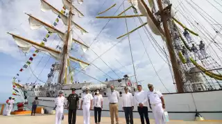 La titular de la Secretaría General de Gobierno (SGG), María Fritz Sierra, presidió la ceremonia de despedida en Progreso