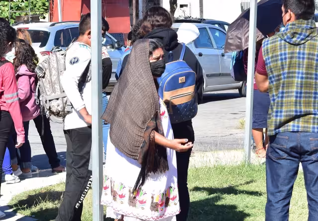 El rezago está muy marcado en las sociedades con menores niveles de desarrollo, principalmente de las zonas rurales e indígenas de las entidades