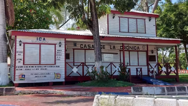 La Casa de la Crónica cuenta con fotografías de la evolución de Chetumal como ciudad