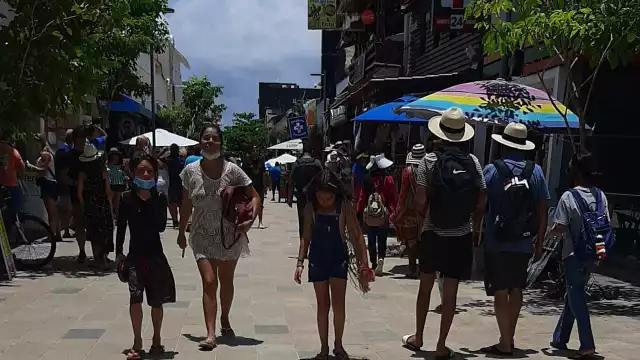 El sector turístico mantiene a tope los aforos máximos permitidos por las autoridades