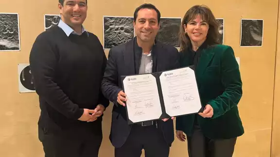Vila Dosal expuso ante la Decano de la Universidad McGill, la mejor universidad de Canadá y una de las mejores del mundo Vila Dosal expuso ante la Decano de la Universidad McGill, la mejor universidad de Canadá y una de las mejores del mundo