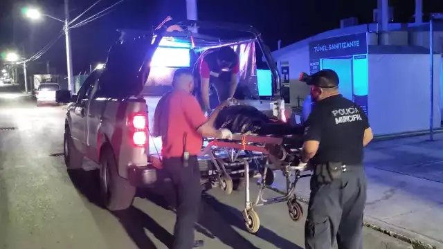 Al lugar citado arribaron después policías de Saban y, luego también llegaron  paramédicos de la unidad de bomberos