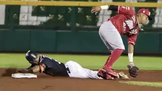 Los “escarlatas” tienen ventaja de tres juegos a uno en la serie, al tiempo de asegurar ya un lugar en las Semifinales de la Zona Sur