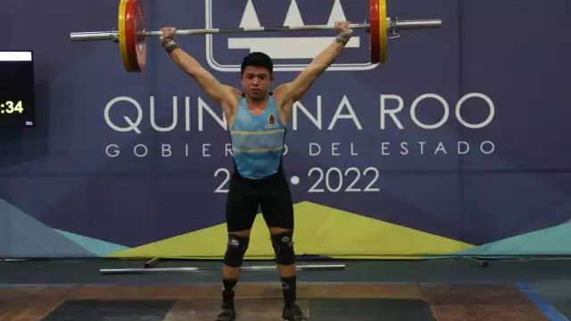 Los pesistas quintanarroenses han permanecido entrenado aún con la pandemia.