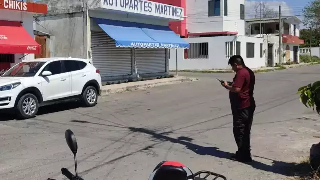 Testigos vieron a un hombre bajar e irse caminando