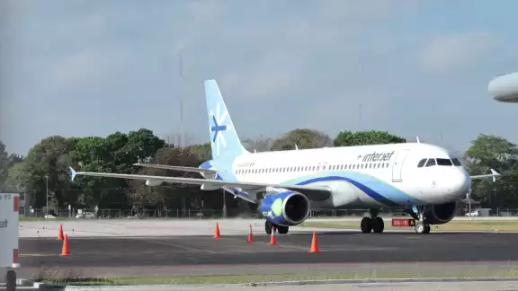 Hasta el momento, no se ha notificado de manera oficial sobre posibles afectaciones en las operaciones del Aeropuerto de Chetumal Hasta el momento, no se ha notificado de manera oficial sobre posibles afectaciones en las operaciones del Aeropuerto de Chetumal