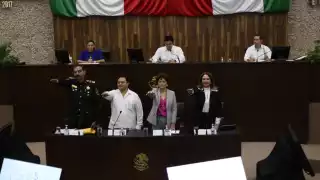 Los cuatro funcionarios del Gobierno de Yucatán comparecen ante el Congreso