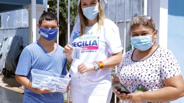 Cecilia Patrón va por más apoyos a personas con discapacidad de todas las edades