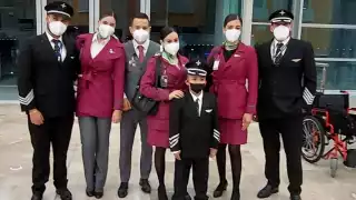 Los papás de José Antonio explicaron que el pequeño sueña con ser piloto de avión